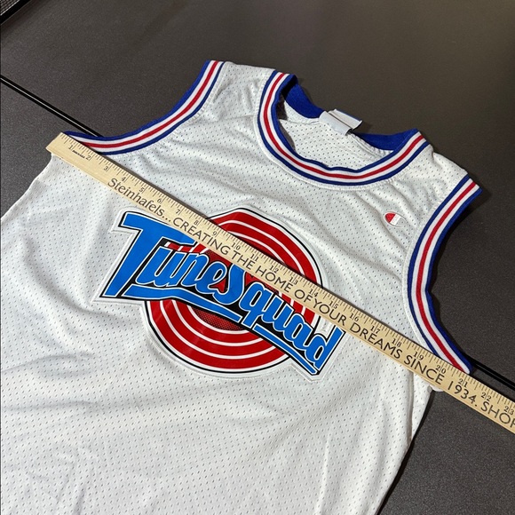 Tune Squad Michael Jordan jersey - Picture 7 of 7